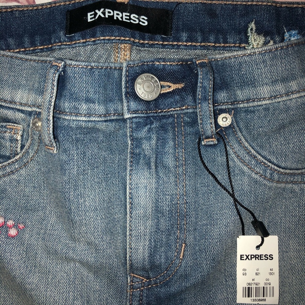 Express floral embroidery Demi mini skirt size 2 - Picture 5 of 8
